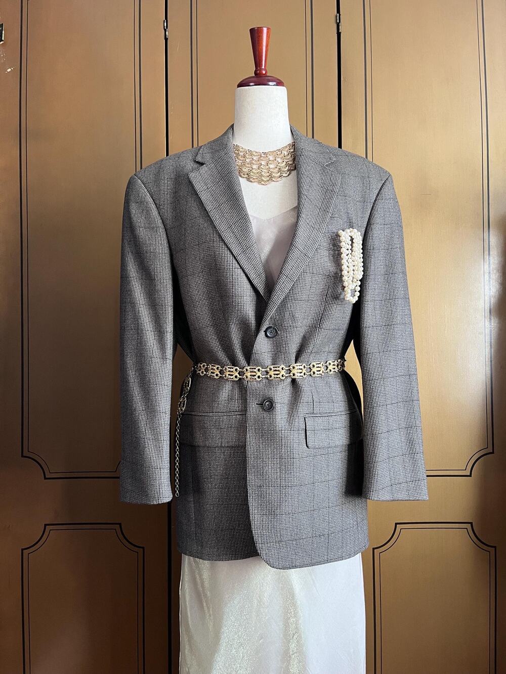 Vintage wool and cashmere blazer by Oscar de la Renta, size 40R